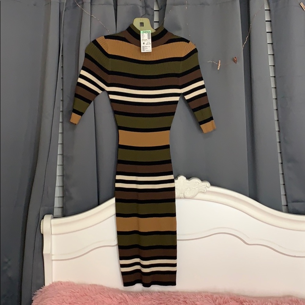 NWT Midi high neck sweater dress